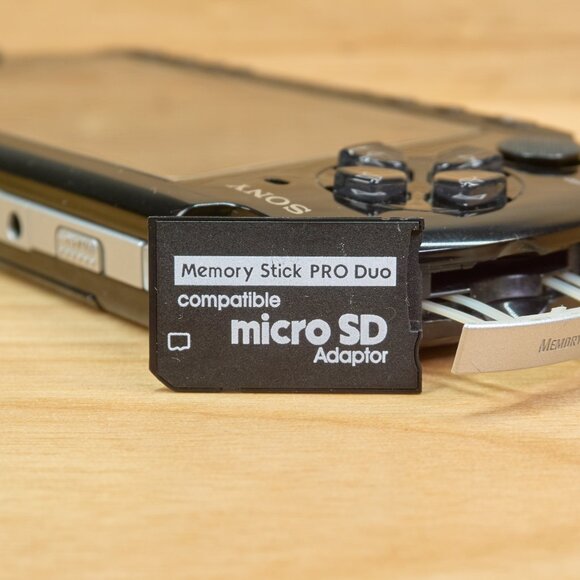 Sony PSP-1003d Playstation Portable Black Console/ Tested - Picture 4 of 6